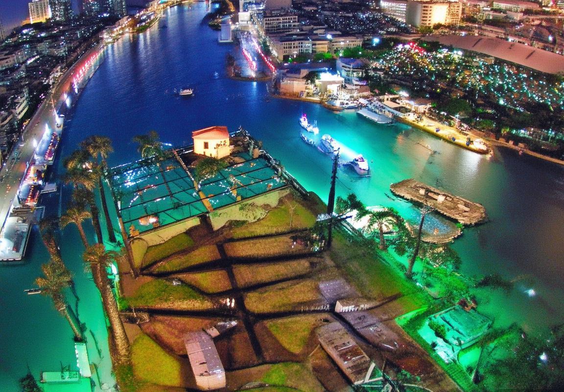 诺坎普胜利背后：拉菲尼亚摔衣、费尔明戴帽与费兰警醒，解码巴萨更衣室真实温度